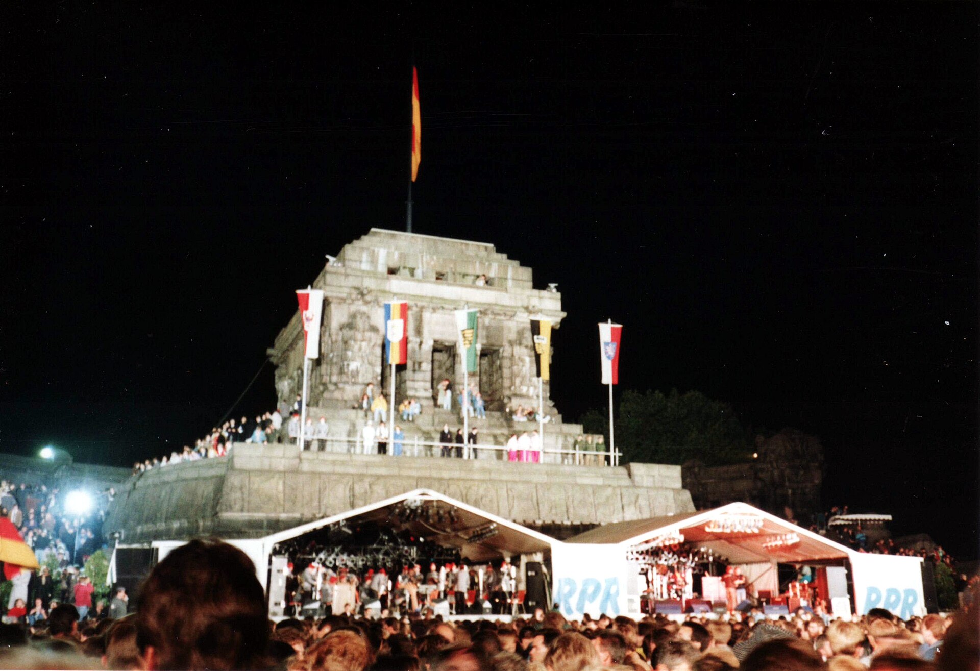 Mannheims Rolle in der deutschen Wiedervereinigung: Einfluss und Beitrag zur Einheit